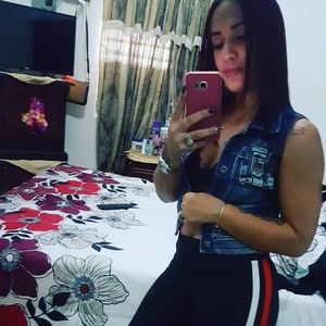 Meet your Posher, Ana